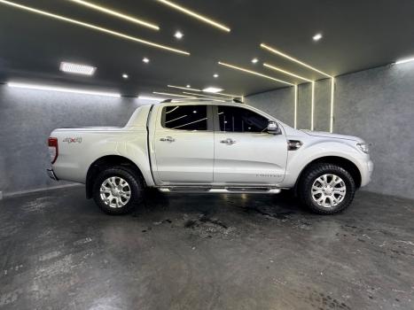 FORD Ranger 3.2 20V CABINE DUPLA 4X4 LIMITED TURBO DIESEL AUTOM�TICO, Foto 3