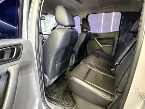 FORD Ranger 3.2 20V CABINE DUPLA 4X4 LIMITED TURBO DIESEL AUTOM�TICO, Foto 12