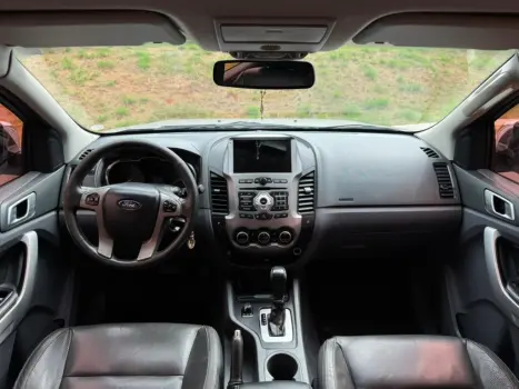 FORD Ranger 3.2 20V CABINE DUPLA 4X4 LIMITED TURBO DIESEL AUTOM�TICO, Foto 11