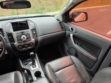 FORD Ranger 3.2 20V CABINE DUPLA 4X4 LIMITED TURBO DIESEL AUTOM�TICO, Foto 14