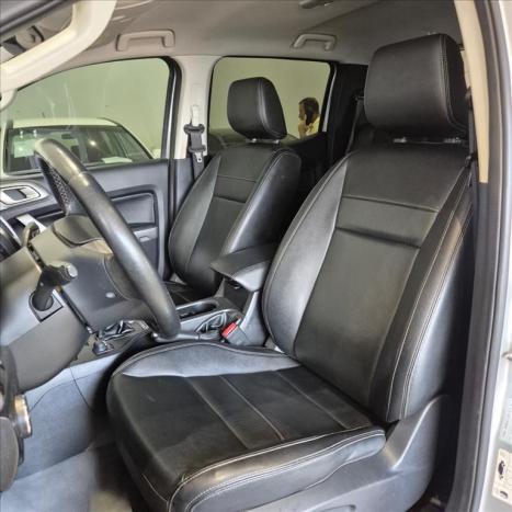 FORD Ranger 3.2 20V CABINE DUPLA 4X4 LIMITED TURBO DIESEL AUTOM�TICO, Foto 13