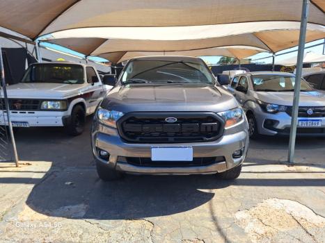 FORD Ranger 3.2 20V CABINE DUPLA 4X4 STORM TURBO DIESEL AUTOM�TICO, Foto 3