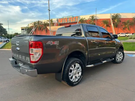 FORD Ranger 3.2 20V XLT 4X4 CABINE DUPLA TURBO DIESEL AUTOM�TICO, Foto 4