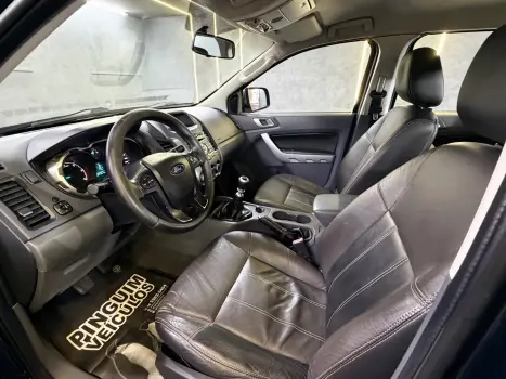 FORD Ranger 3.2 20V XLT 4X4 CABINE DUPLA TURBO DIESEL, Foto 8