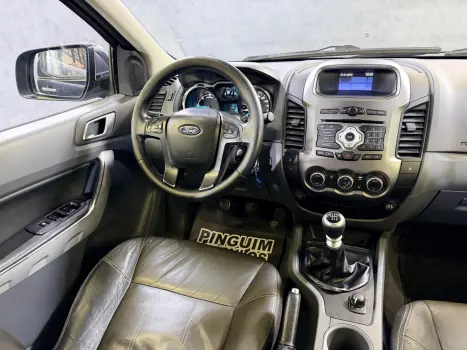FORD Ranger 3.2 20V XLT 4X4 CABINE DUPLA TURBO DIESEL, Foto 10