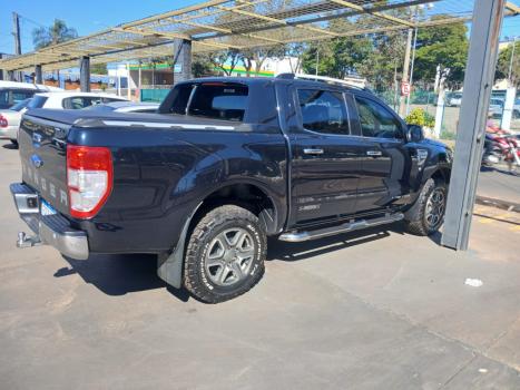 FORD Ranger 3.2 20V CABINE DUPLA 4X4 LIMITED PLUS TURBO DIESEL AUTOM�TICO, Foto 3