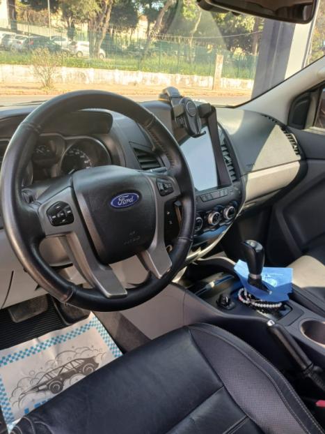 FORD Ranger 3.2 20V CABINE DUPLA 4X4 LIMITED PLUS TURBO DIESEL AUTOM�TICO, Foto 5