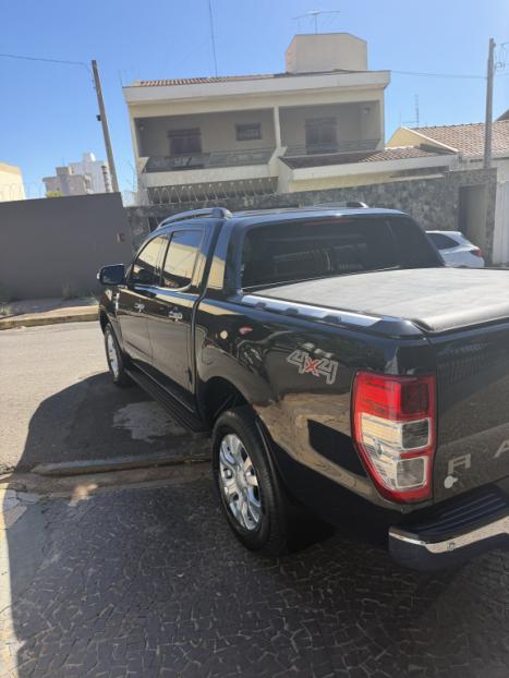 FORD Ranger 3.2 20V CABINE DUPLA 4X4 LIMITED TURBO DIESEL AUTOM�TICO, Foto 4
