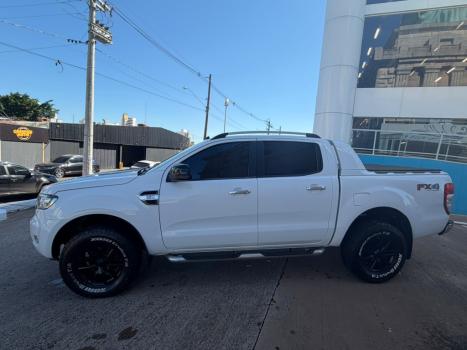FORD Ranger 3.2 20V XLT 4X4 CABINE DUPLA TURBO DIESEL, Foto 5