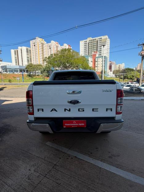 FORD Ranger 3.2 20V XLT 4X4 CABINE DUPLA TURBO DIESEL, Foto 7