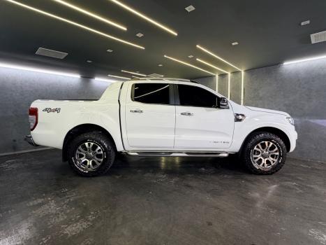 FORD Ranger 3.2 20V CABINE DUPLA 4X4 LIMITED TURBO DIESEL AUTOM�TICO, Foto 3