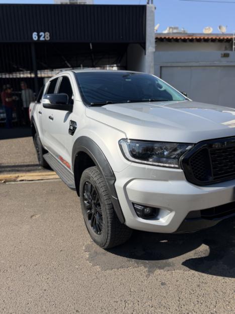 FORD Ranger 3.2 20V FX4 4X4 CABINE DUPLA TURBO DIESEL AUTOM�TICO, Foto 11