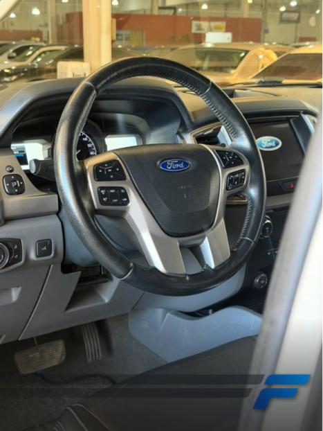 FORD Ranger 3.2 20V XLT 4X4 CABINE DUPLA TURBO DIESEL AUTOM�TICO, Foto 8