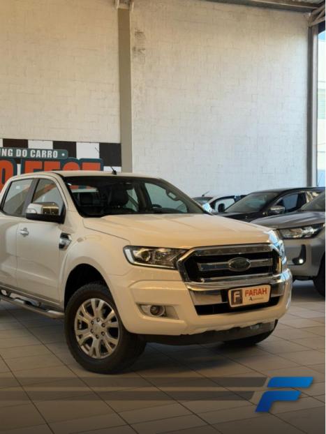 FORD Ranger 3.2 20V XLT 4X4 CABINE DUPLA TURBO DIESEL AUTOM�TICO, Foto 15