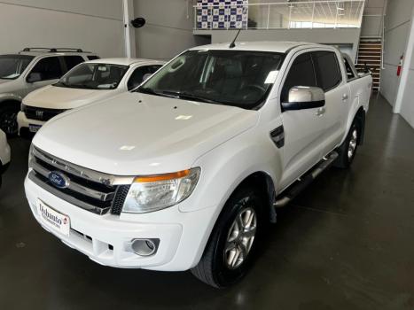 FORD Ranger 3.2 20V XLT 4X4 CABINE DUPLA TURBO DIESEL AUTOM�TICO, Foto 3
