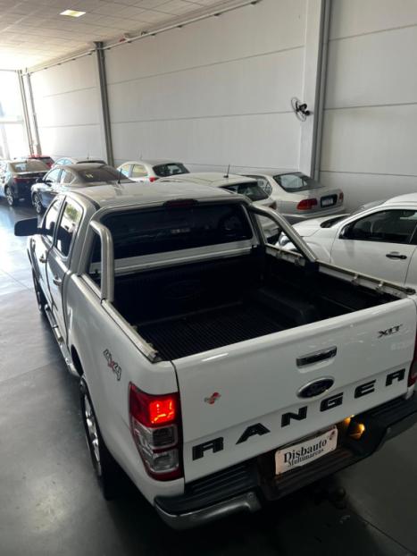 FORD Ranger 3.2 20V XLT 4X4 CABINE DUPLA TURBO DIESEL AUTOM�TICO, Foto 16