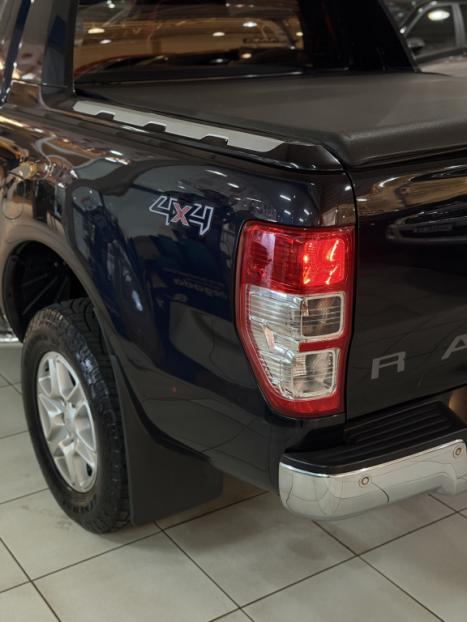 FORD Ranger 3.2 20V CABINE DUPLA 4X4 LIMITED TURBO DIESEL AUTOMÁTICO, Foto 16