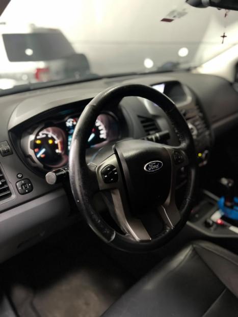 FORD Ranger 3.2 20V CABINE DUPLA 4X4 LIMITED TURBO DIESEL AUTOM�TICO, Foto 4