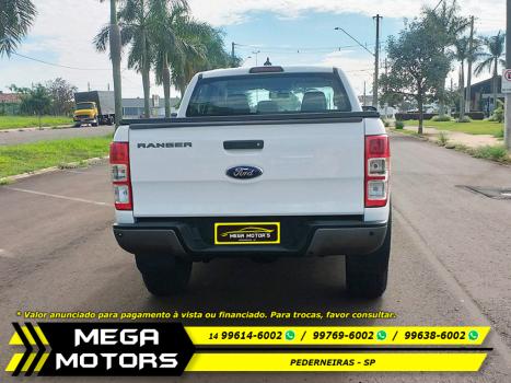 FORD Ranger 3.2 20V XL 4X4 CABINE DUPLA TURBO DIESEL AUTOMÁTICO, Foto 6