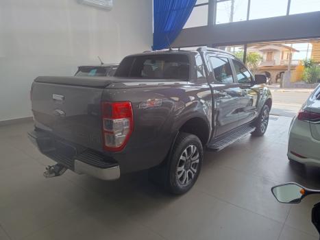 FORD Ranger 3.2 20V CABINE DUPLA 4X4 LIMITED TURBO DIESEL AUTOMÁTICO, Foto 4