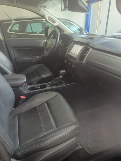 FORD Ranger 3.2 20V CABINE DUPLA 4X4 LIMITED TURBO DIESEL AUTOMÁTICO, Foto 10