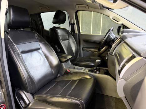 FORD Ranger 3.2 20V XLT 4X4 CABINE DUPLA TURBO DIESEL AUTOMÁTICO, Foto 11