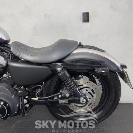HARLEY DAVIDSON Sportster XL 1200 CUSTOM, Foto 11