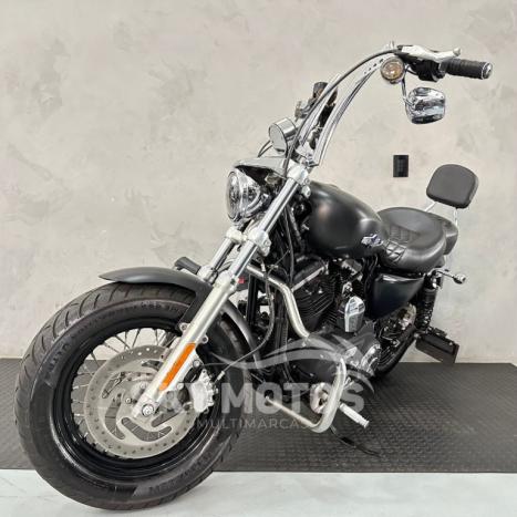 HARLEY DAVIDSON Sportster XL 1200 Custom CB, Foto 2