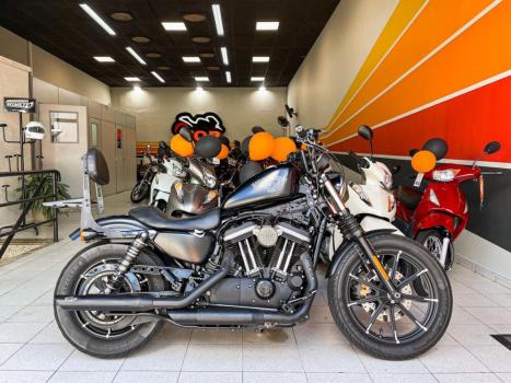 HARLEY DAVIDSON Sportster XL 883 IRON, Foto 1