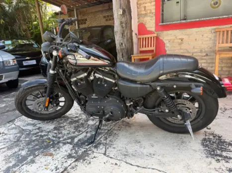 HARLEY DAVIDSON Sportster XL 883 R, Foto 2