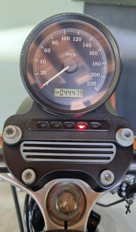 HARLEY DAVIDSON Sportster XL 883 R, Foto 4