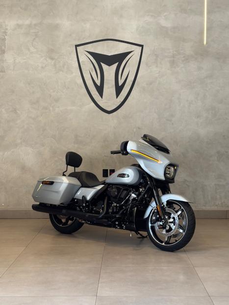 HARLEY DAVIDSON Street Glide FLHX 1900 SPECIAL, Foto 1