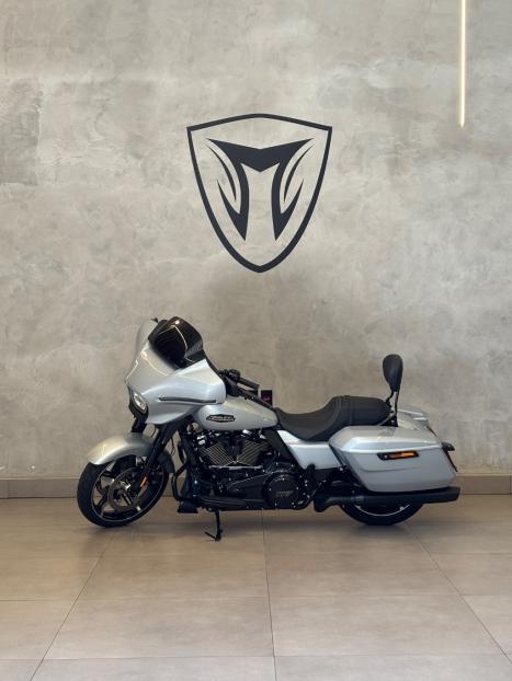 HARLEY DAVIDSON Street Glide FLHX 1900 SPECIAL, Foto 2