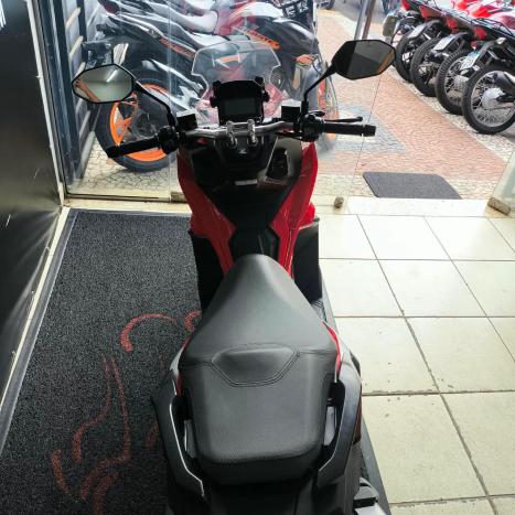 HONDA ADV 150 , Foto 4