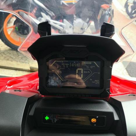 HONDA ADV 150 , Foto 6