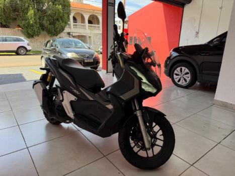 HONDA ADV 150 ABS, Foto 2
