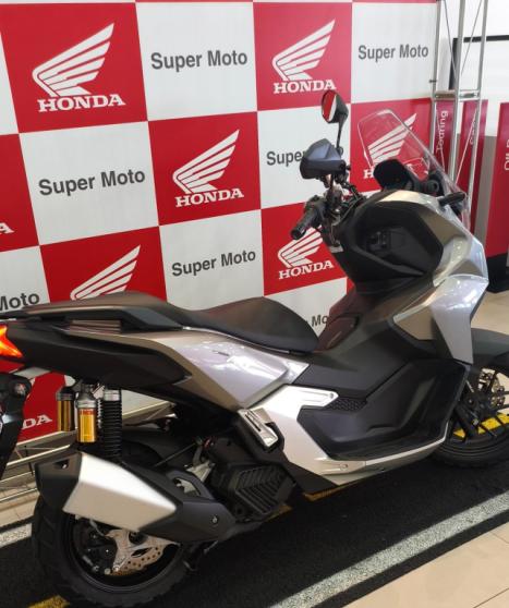 HONDA ADV 160 , Foto 4