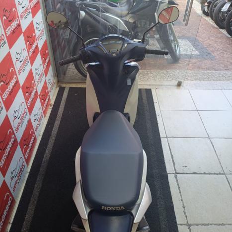 HONDA Biz 100 +, Foto 5