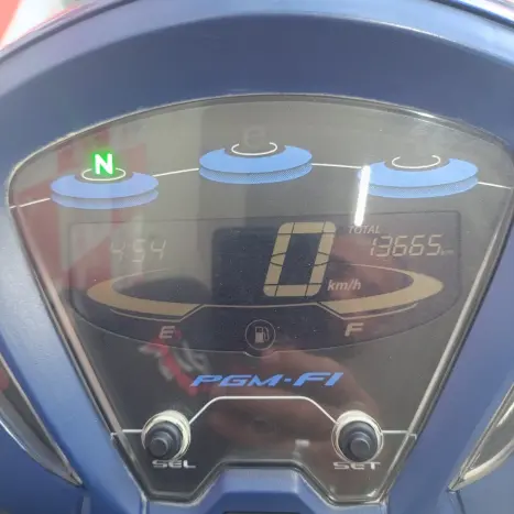 HONDA Biz 100 +, Foto 6