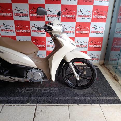 HONDA Biz 100 +, Foto 2