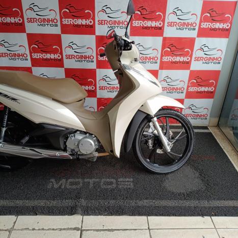 HONDA Biz 100 +, Foto 2