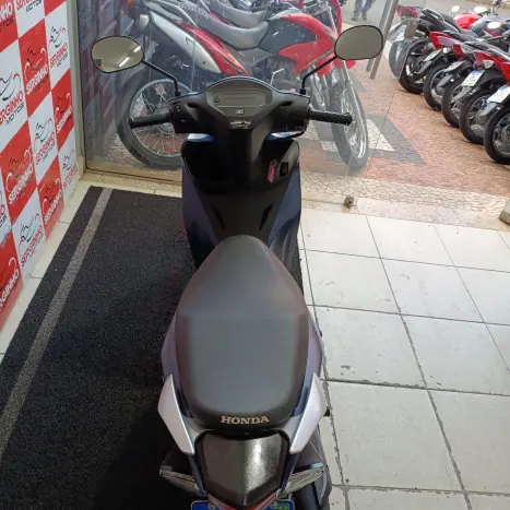 HONDA Biz 100 +, Foto 4