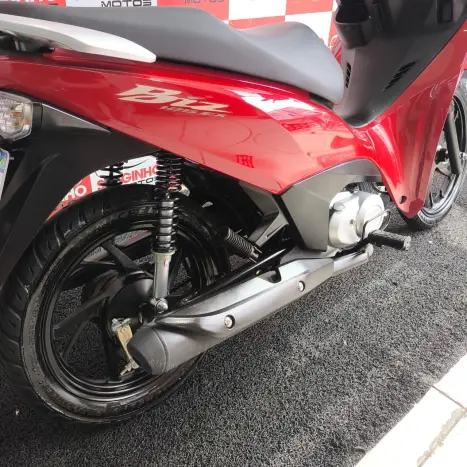 HONDA Biz 100 +, Foto 3