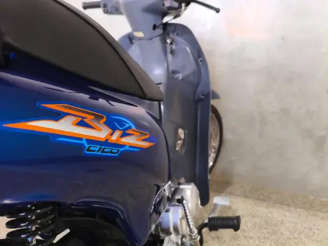 HONDA Biz 100 K, Foto 12