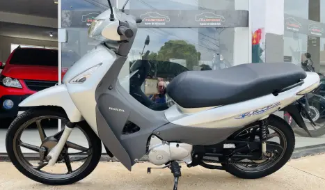 HONDA Biz 125 ES, Foto 2
