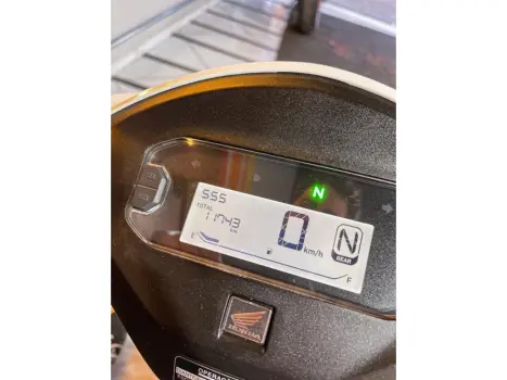 HONDA Biz 125 ES, Foto 13