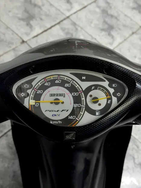 HONDA Biz 125 ES, Foto 5