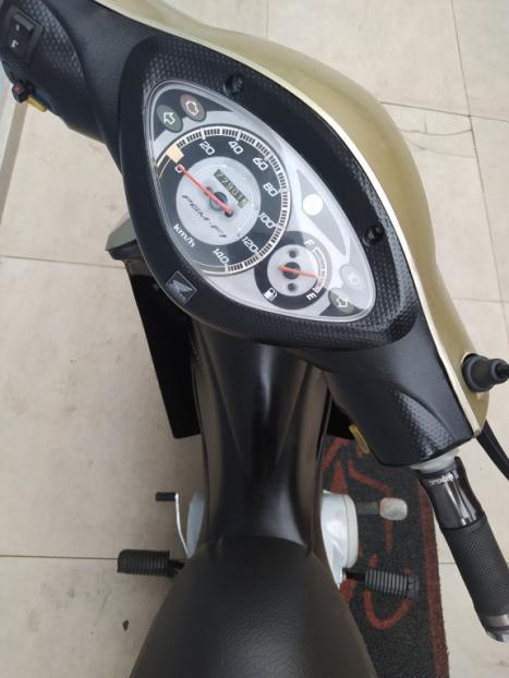 HONDA Biz 125 ES, Foto 2