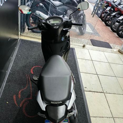 HONDA Biz 125 ES, Foto 6