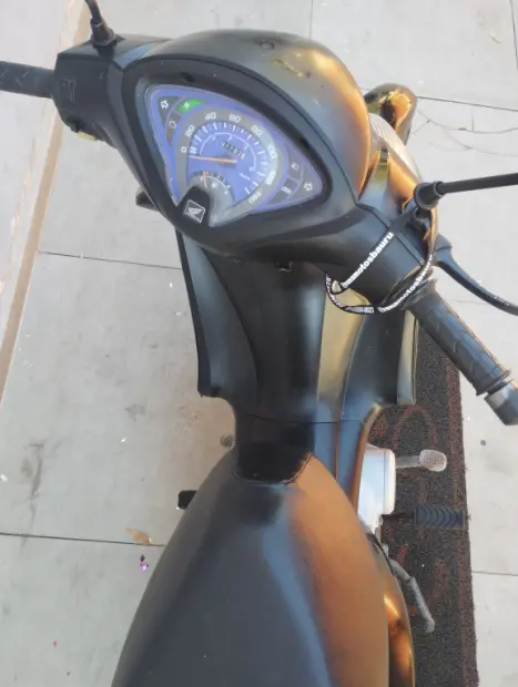 HONDA Biz 125 ES FLEX, Foto 2